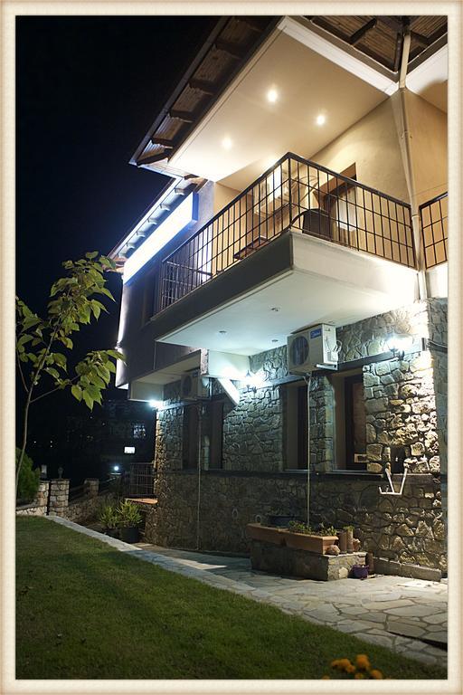 Voreas Hotel Káto Loutrákion Dış mekan fotoğraf
