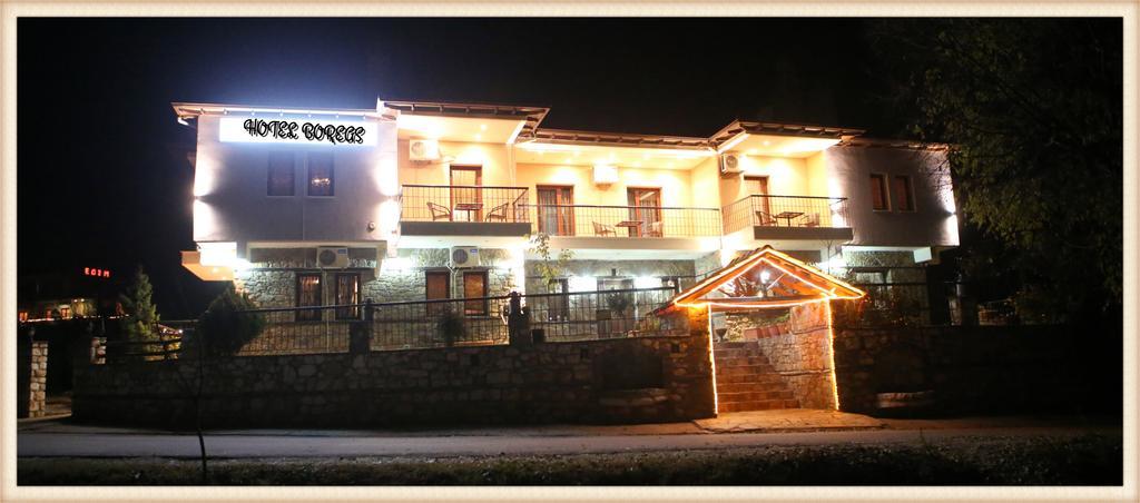 Voreas Hotel Káto Loutrákion Dış mekan fotoğraf