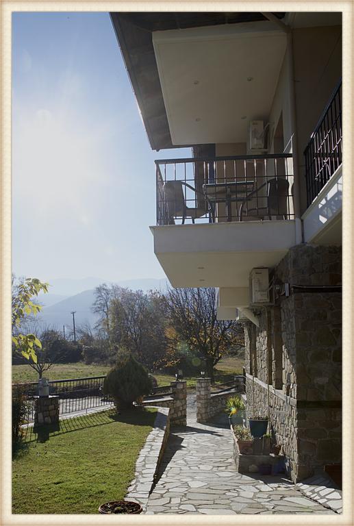 Voreas Hotel Káto Loutrákion Dış mekan fotoğraf
