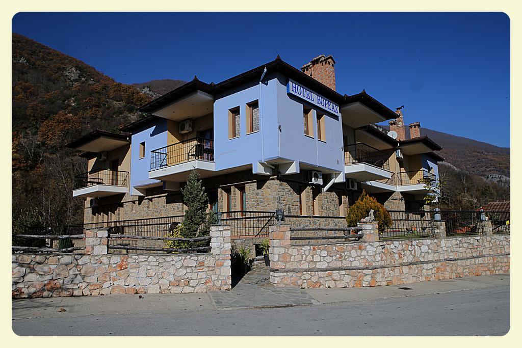 Voreas Hotel Káto Loutrákion Dış mekan fotoğraf